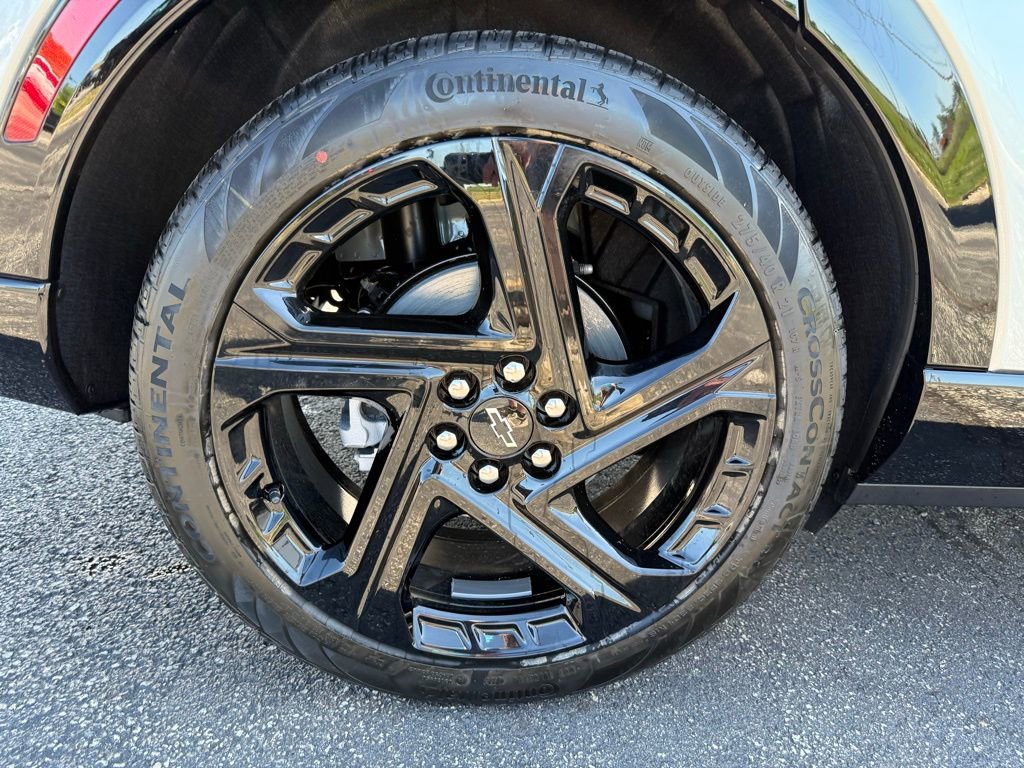 New 2025 Chevrolet Equinox EV RS image 33