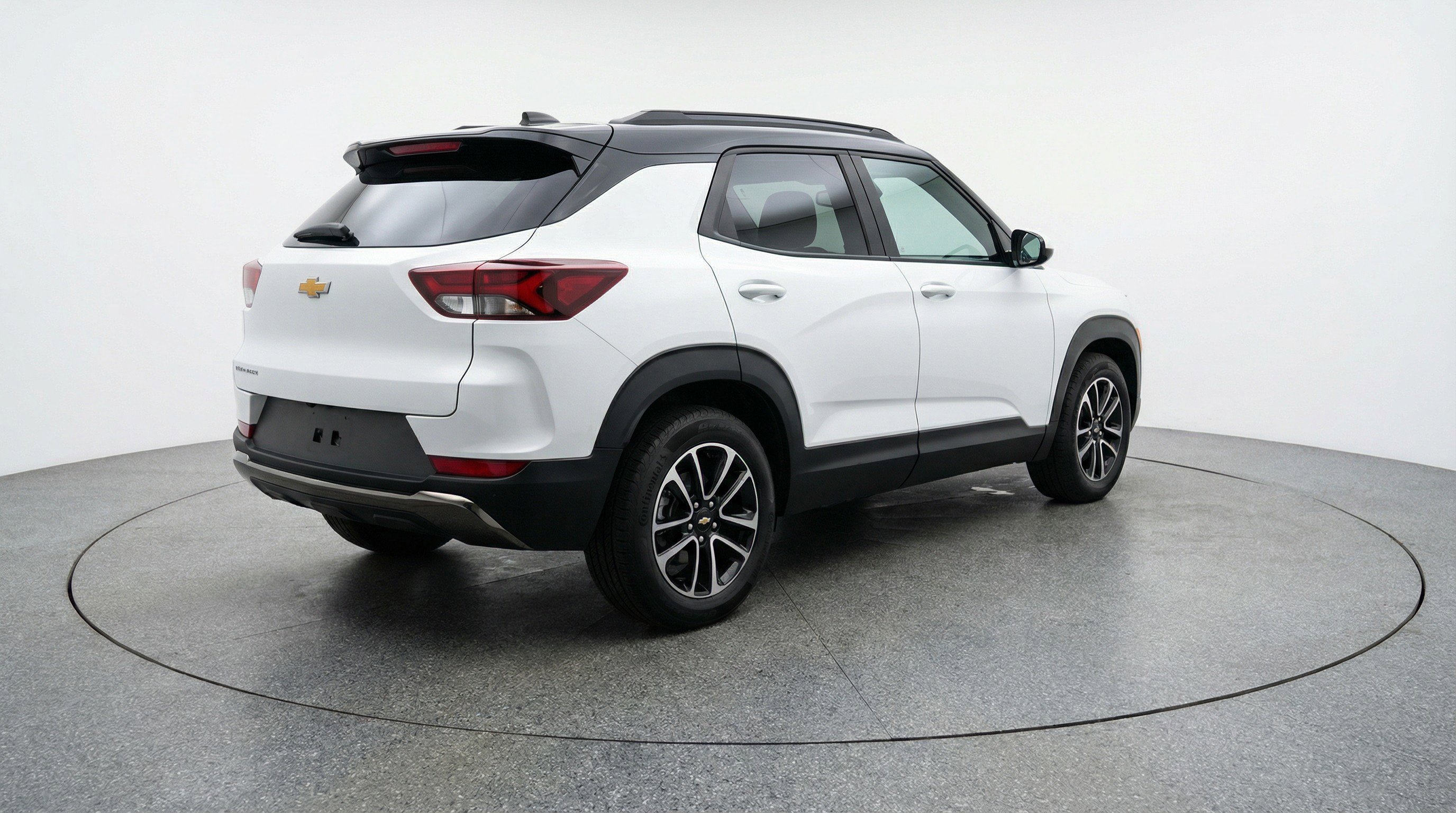 Used 2025 Chevrolet TrailBlazer LT image 9