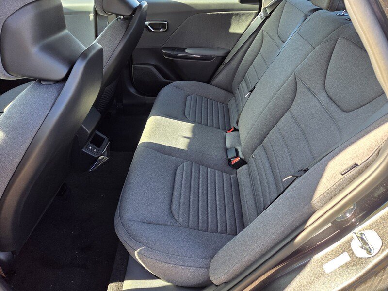 New 2025 Kia K4 EX image 7