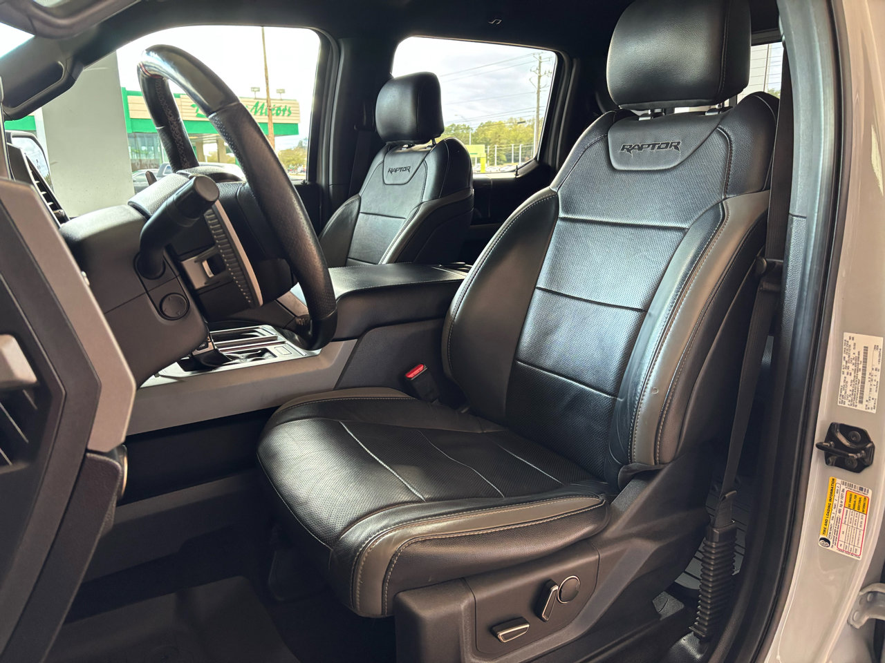 Used 2017 Ford F150 Raptor w/ Equipment Group 802A Luxury image 17