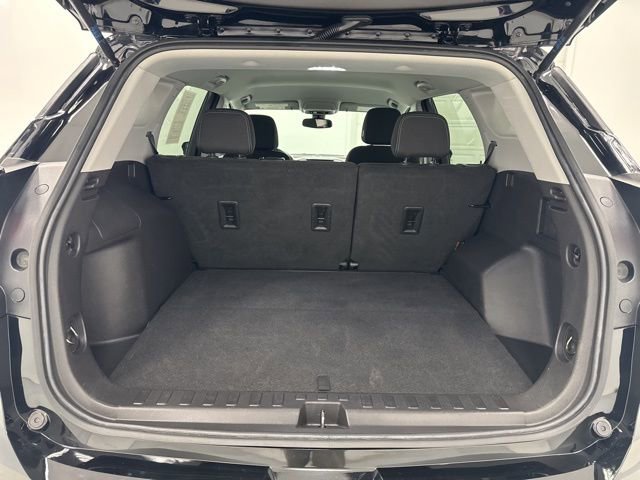 Used 2024 GMC Terrain SLE image 26