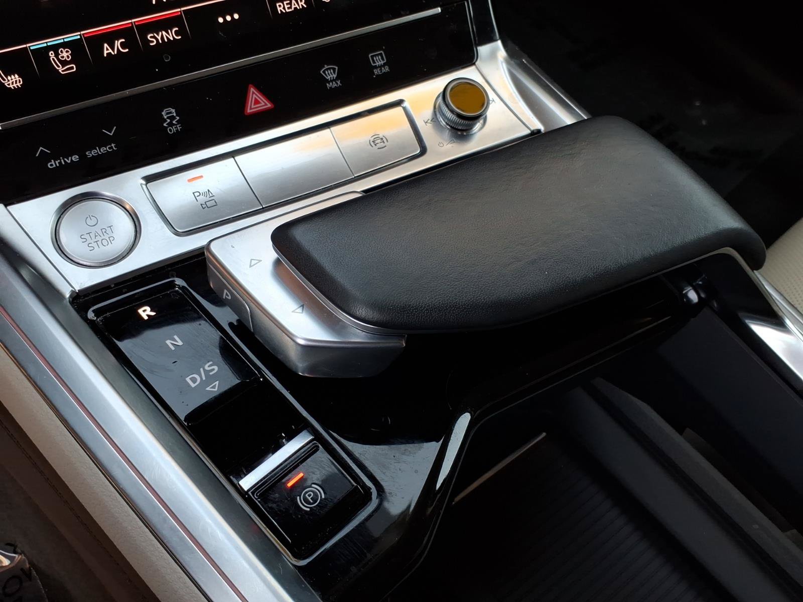 Used 2019 Audi e-tron Prestige AWD/4WD image 24