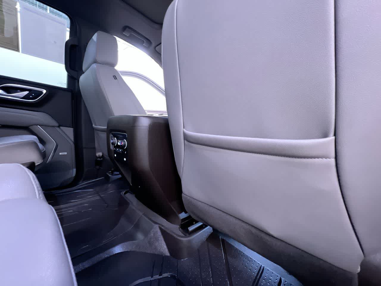 Used 2023 Chevrolet Tahoe LT w/ Luxury Package AWD/4WD image 41