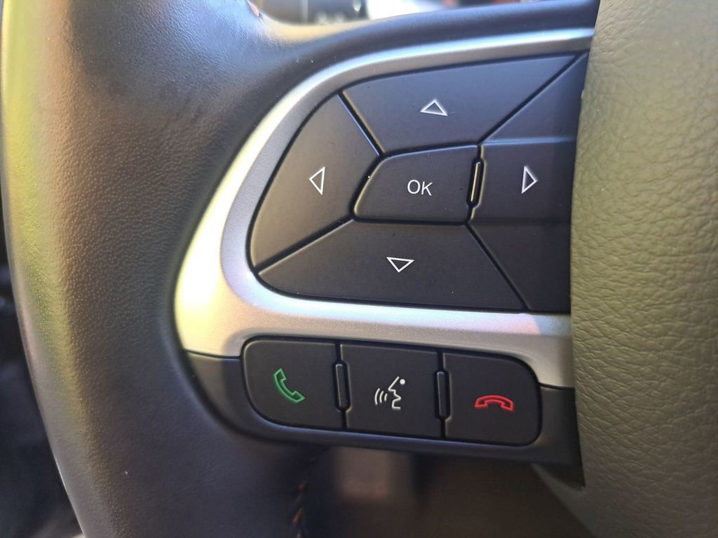 Used 2019 Jeep Compass Latitude image 33