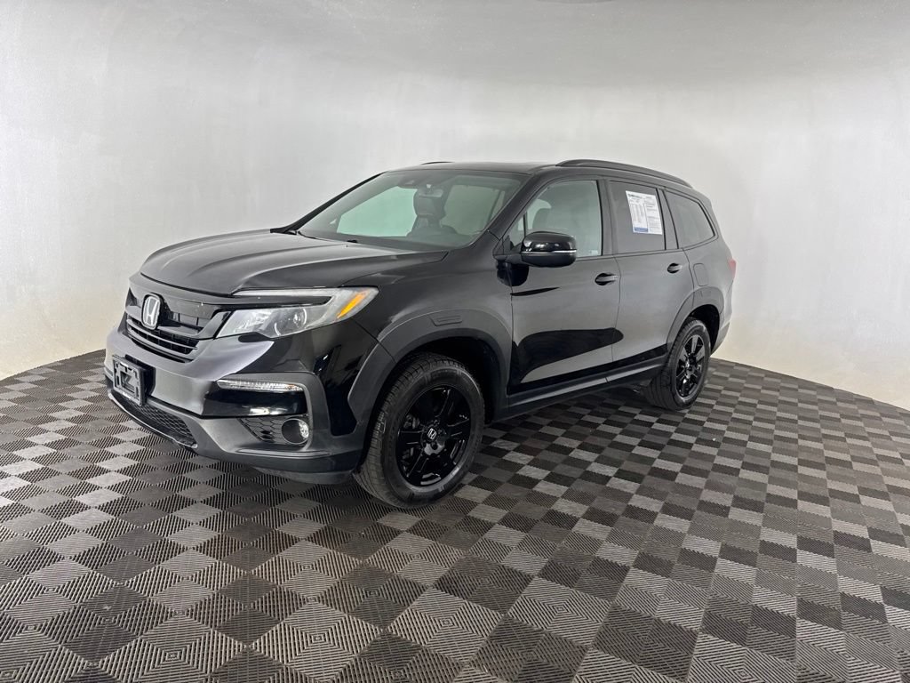 Certified 2022 Honda Pilot TrailSport image 3