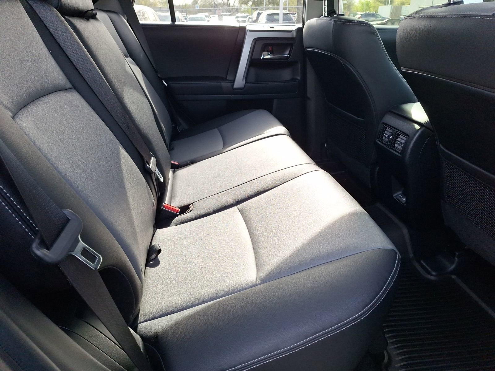 Used 2023 Toyota 4Runner SR5 Premium w/ Moonroof Package RWD image 31