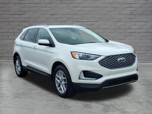 Used 2023 Ford Edge SEL AWD/4WD image 4