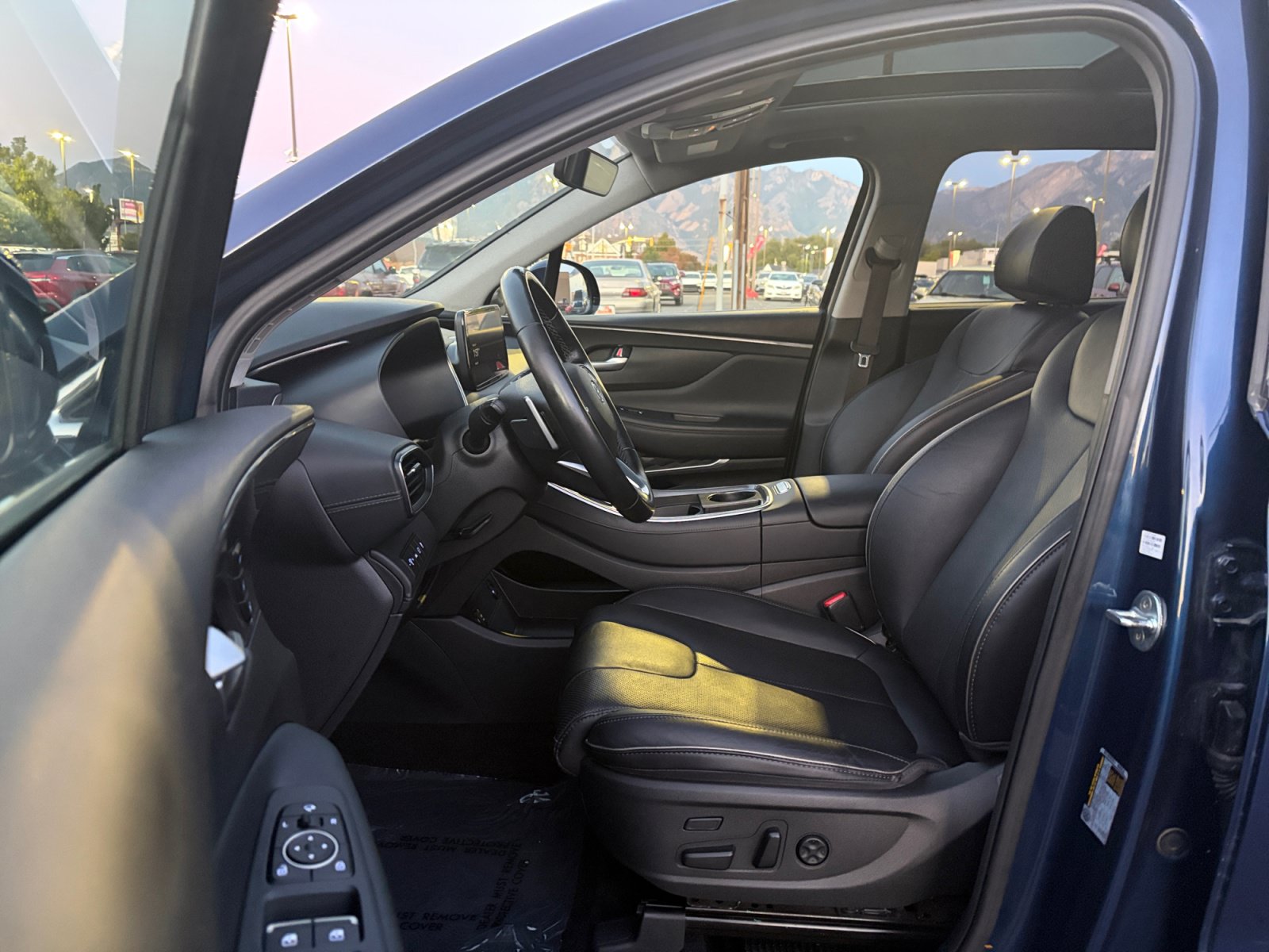 Used 2023 Hyundai Santa Fe Limited AWD/4WD image 11