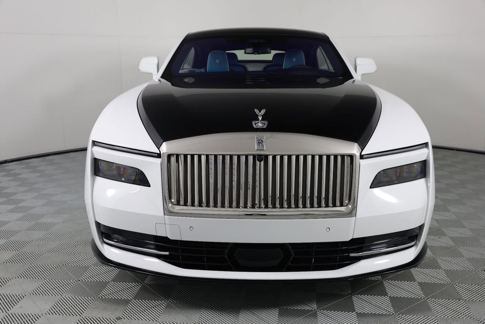 New 2025 Rolls-Royce Spectre w/ Spectre Launch Package image 10