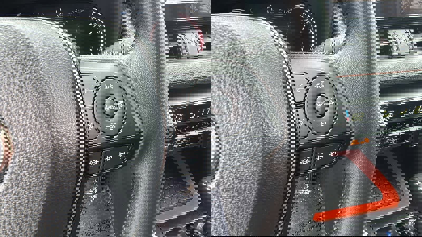 Used 2024 Toyota RAV4 Adventure image 16