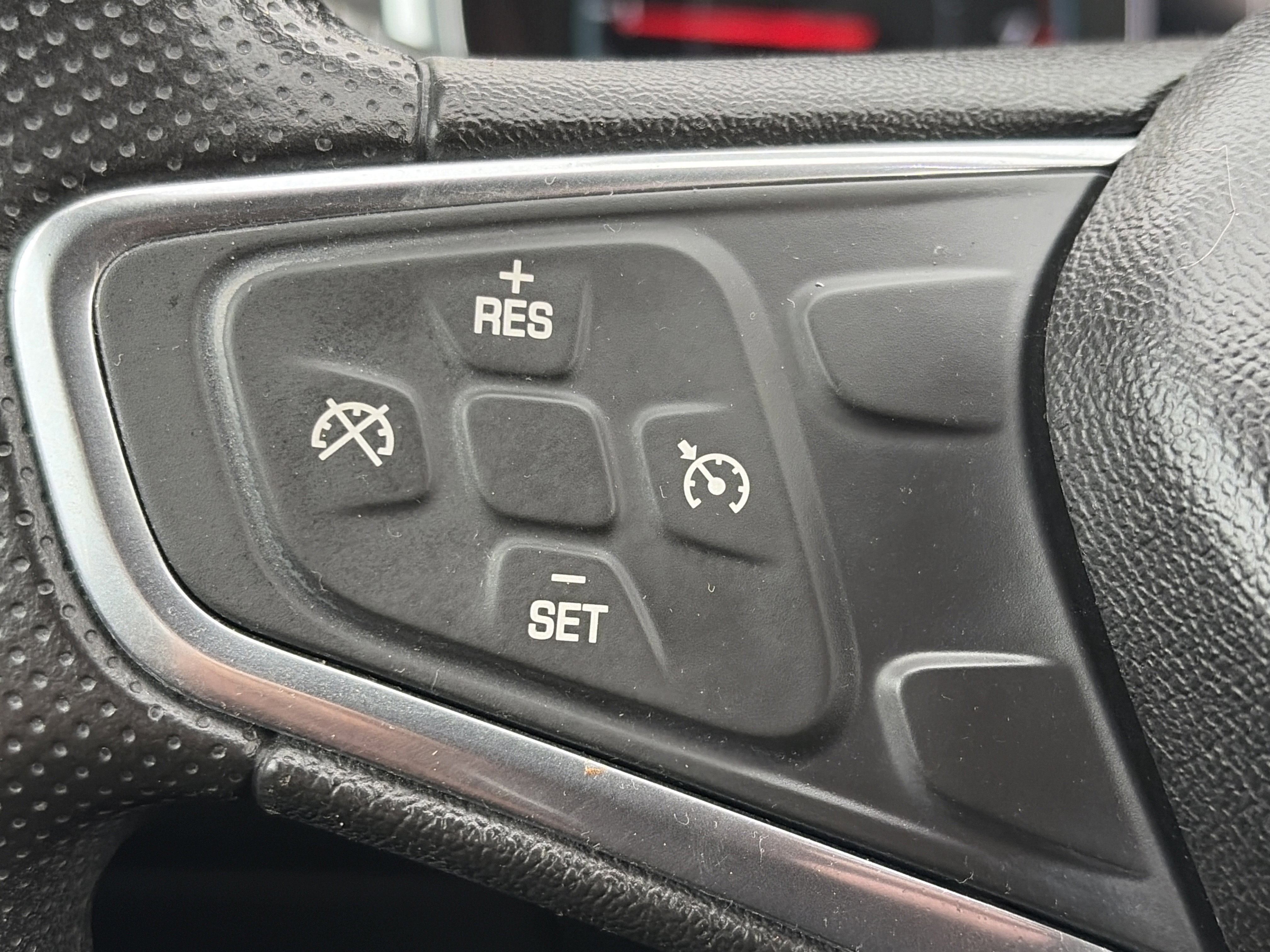 Used 2020 Chevrolet Malibu LT FWD image 17