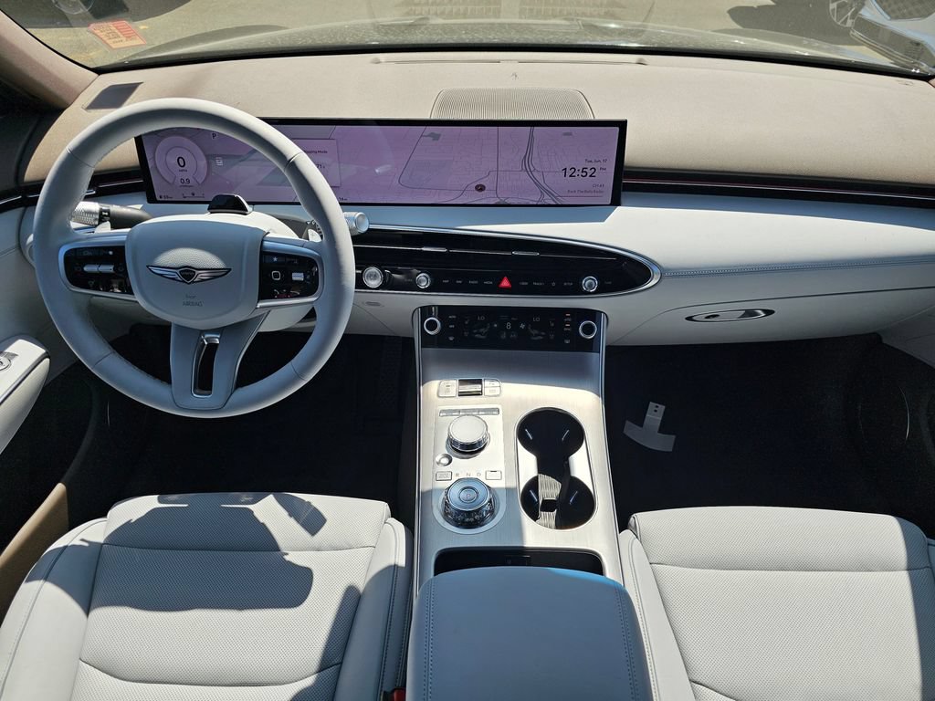 Certified 2026 Genesis GV70 2.5T Advanced AWD/4WD image 18