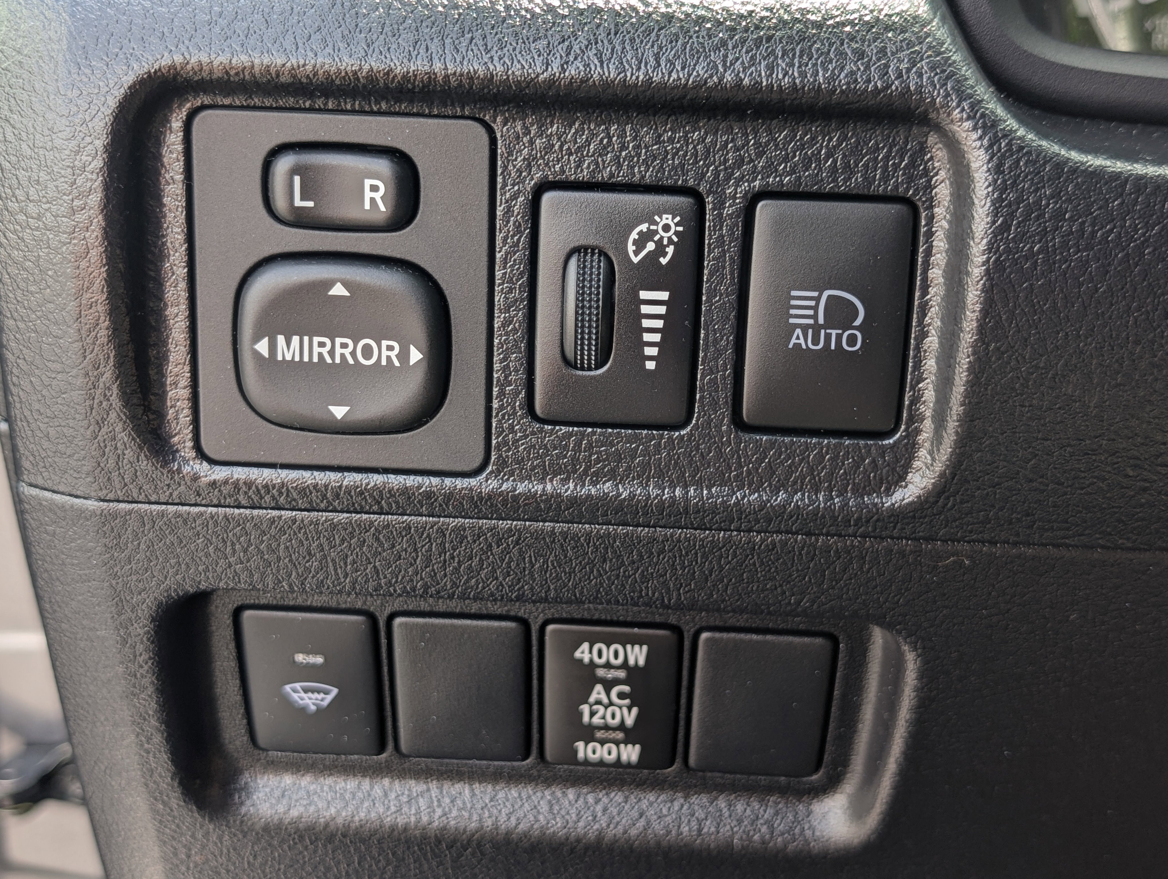 Used 2020 Toyota 4Runner Limited image 22