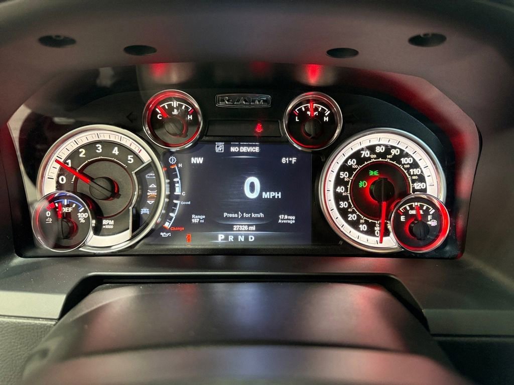 Used 2017 RAM 1500 Laramie image 27