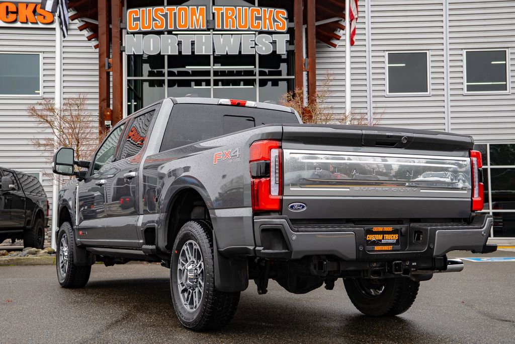 Used 2025 Ford F350 Platinum w/ Platinum Plus Package image 7