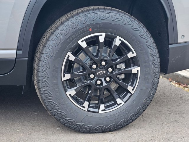 New 2026 Chevrolet Traverse Z71 w/ Enhanced Driving Package AWD/4WD image 10