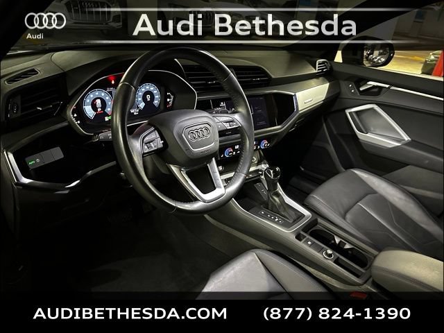 Used 2020 Audi Q3 2.0T Premium w/ Convenience Package AWD/4WD image 13