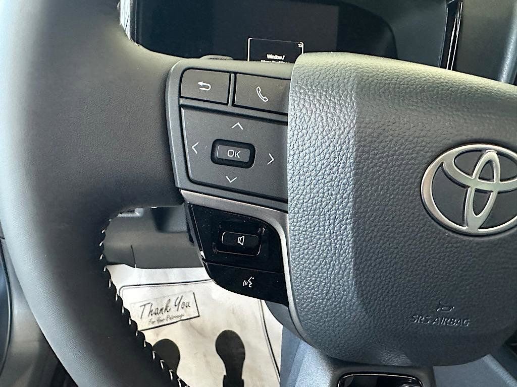 New 2026 Toyota Camry SE FWD image 10