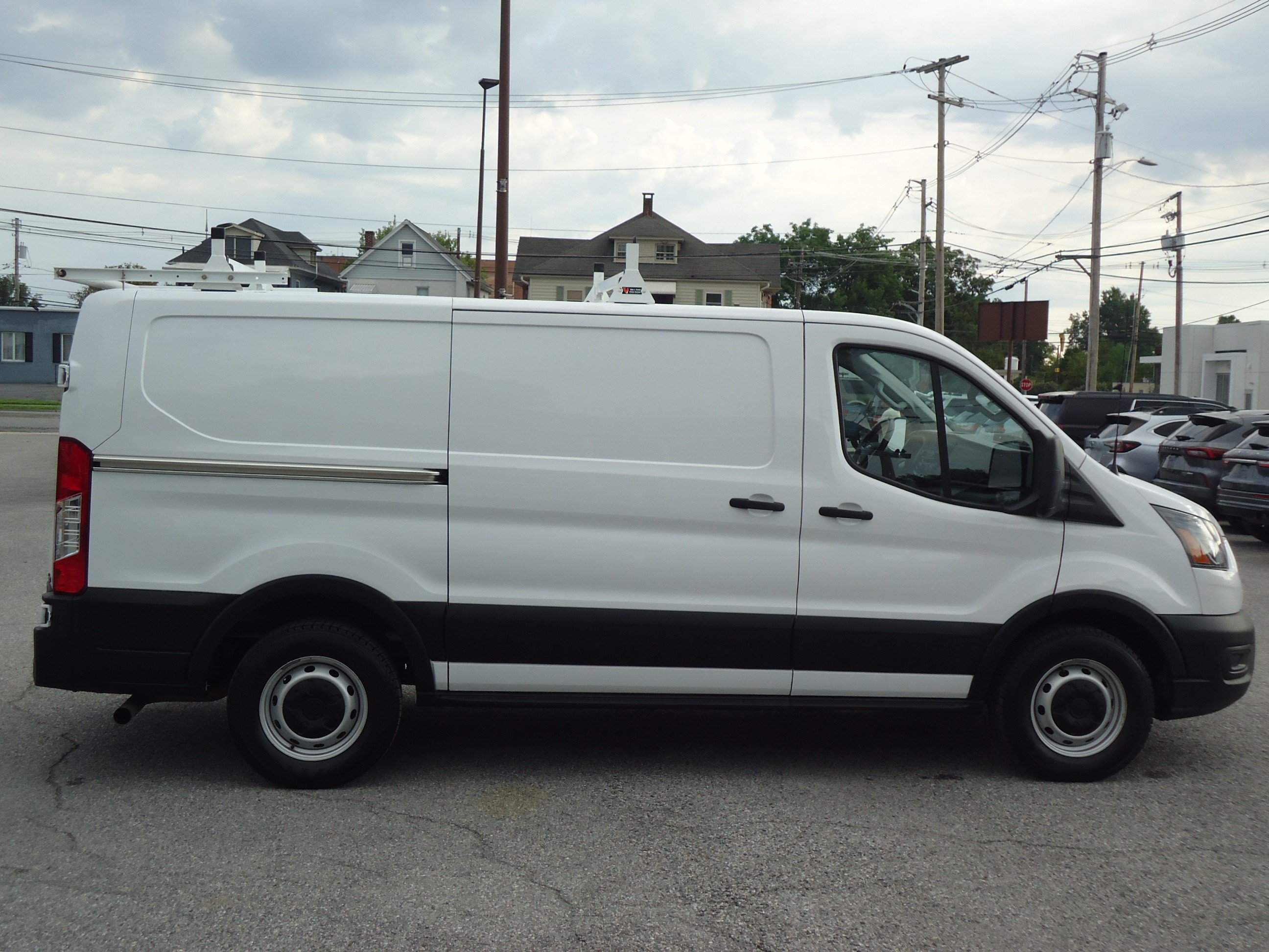 Used 2024 Ford Transit 150 Low Roof RWD image 2