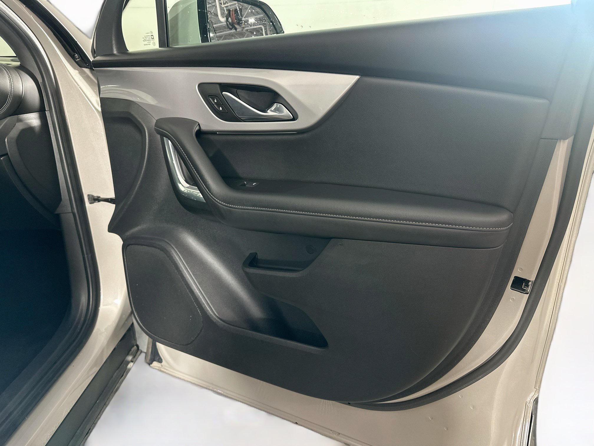 Used 2021 Chevrolet Blazer LT AWD/4WD image 29