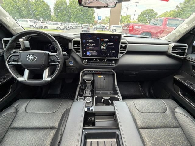 Used 2024 Toyota Tundra Limited AWD/4WD image 28