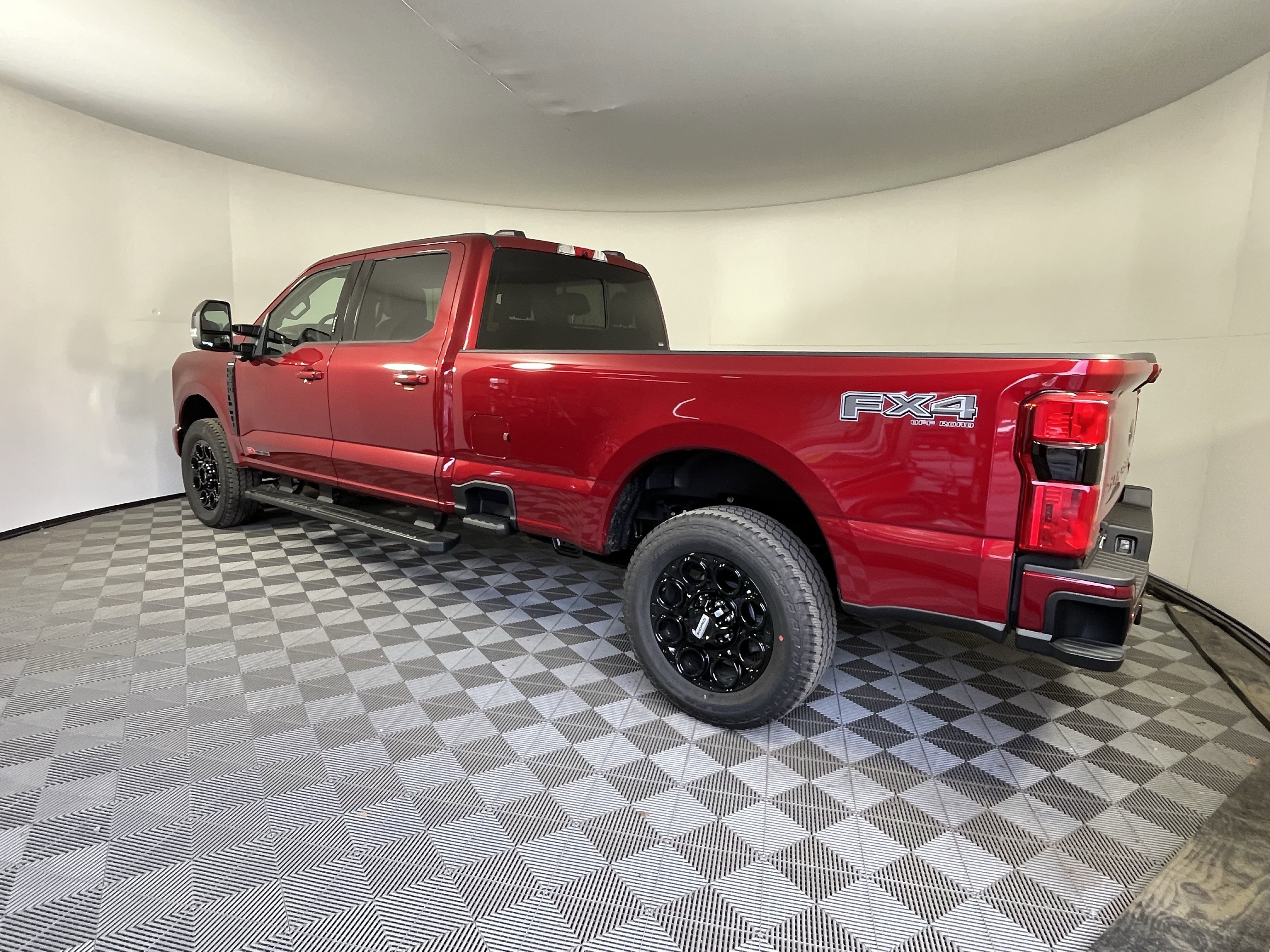 New 2026 Ford F350 Lariat w/ Black Appearance Package image 3