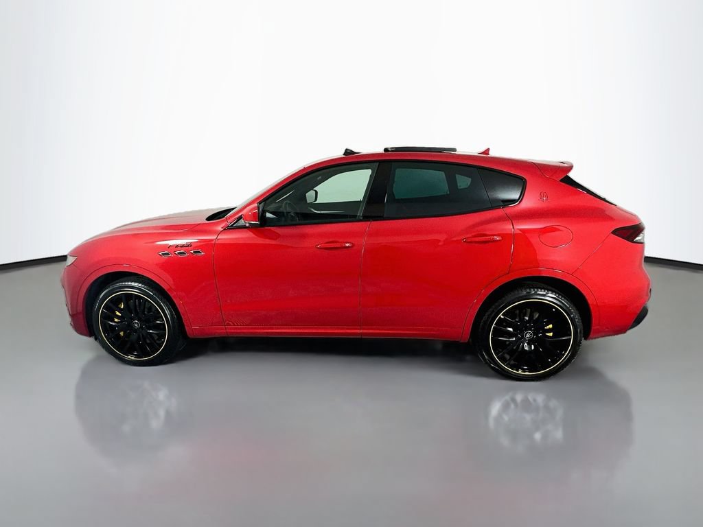 Used 2022 Maserati Levante F Tributo AWD/4WD image 2