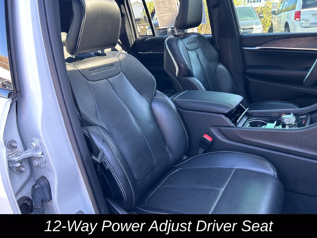 Certified 2023 Jeep Grand Cherokee Overland w/ Luxury Tech Group IV AWD/4WD image 39
