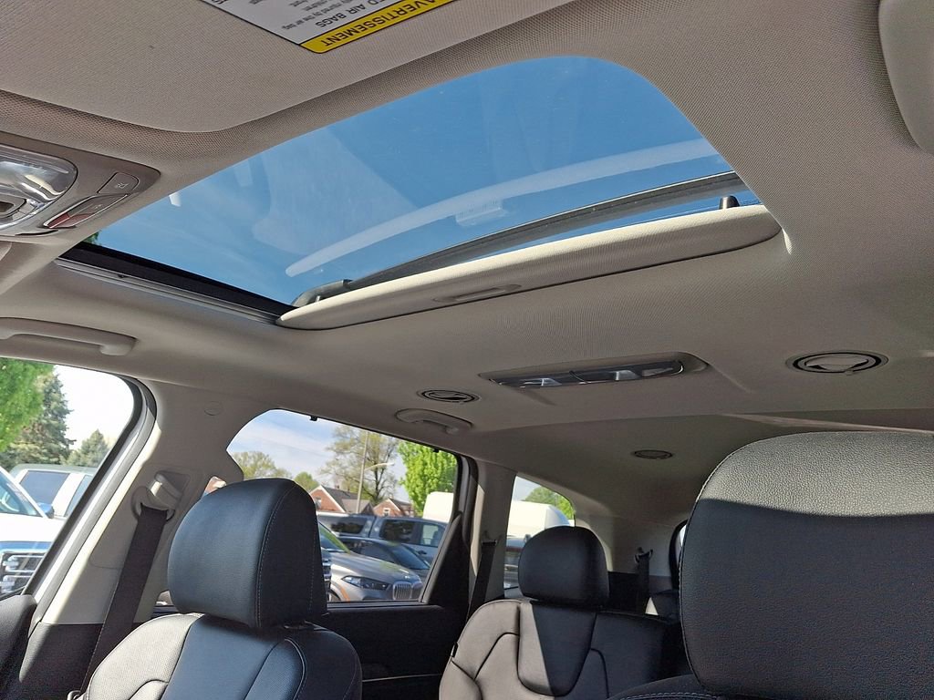 Used 2024 Kia Telluride EX AWD/4WD image 18