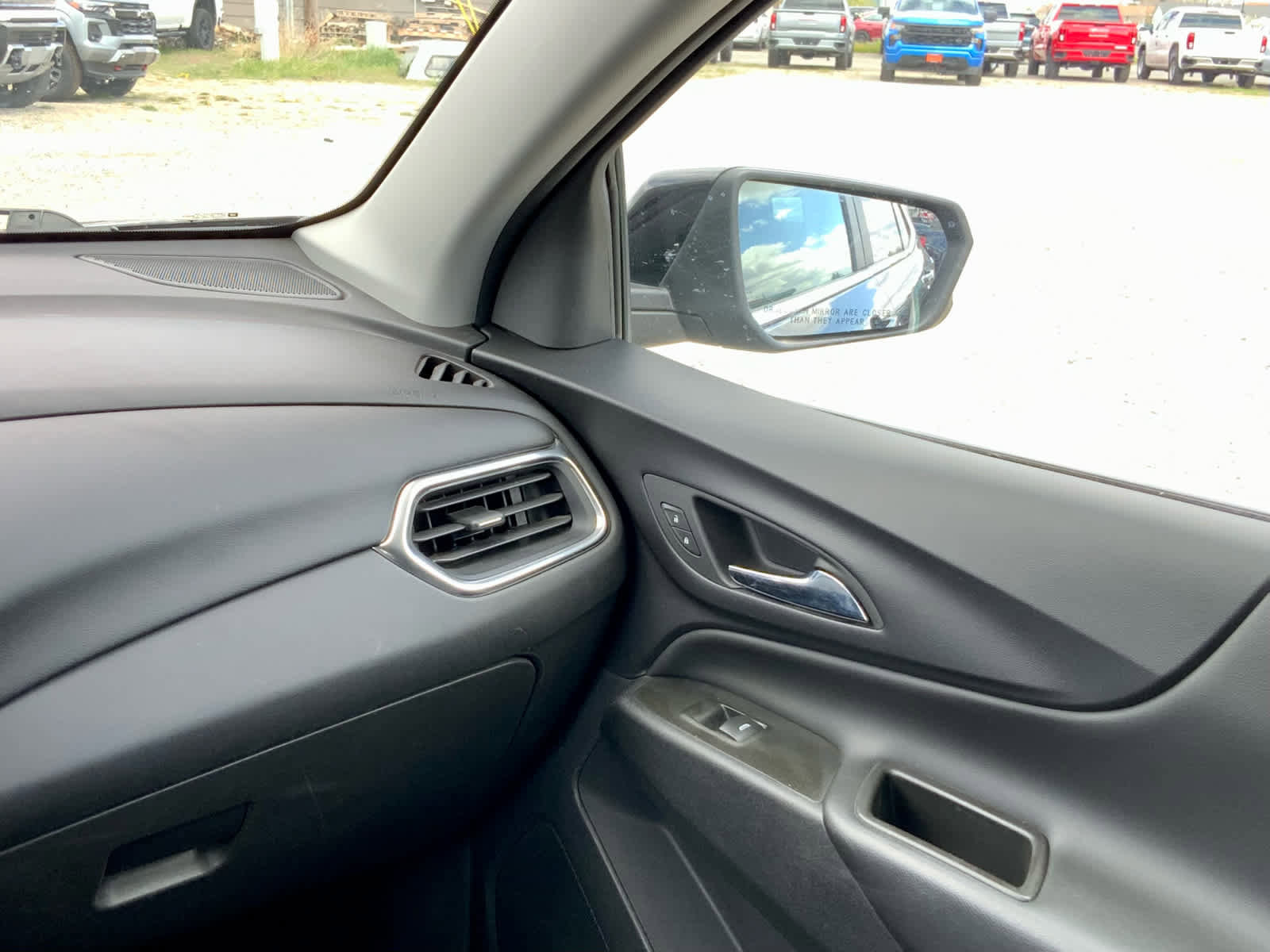 Used 2023 Chevrolet Equinox LT AWD/4WD image 29