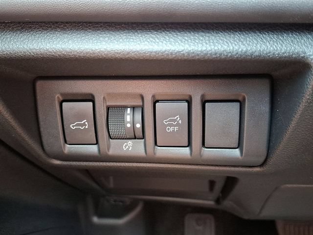 Certified 2025 Subaru Outback Limited AWD/4WD image 24