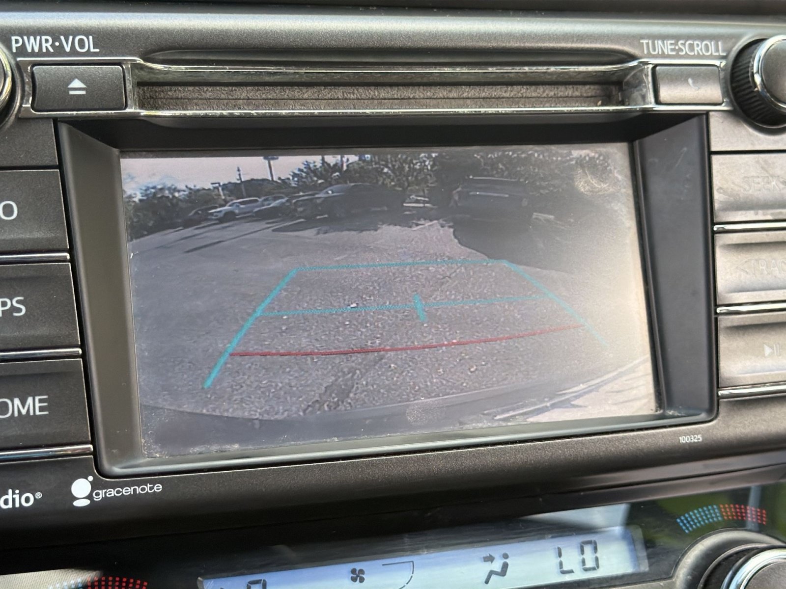 Used 2015 Toyota RAV4 XLE AWD/4WD image 20
