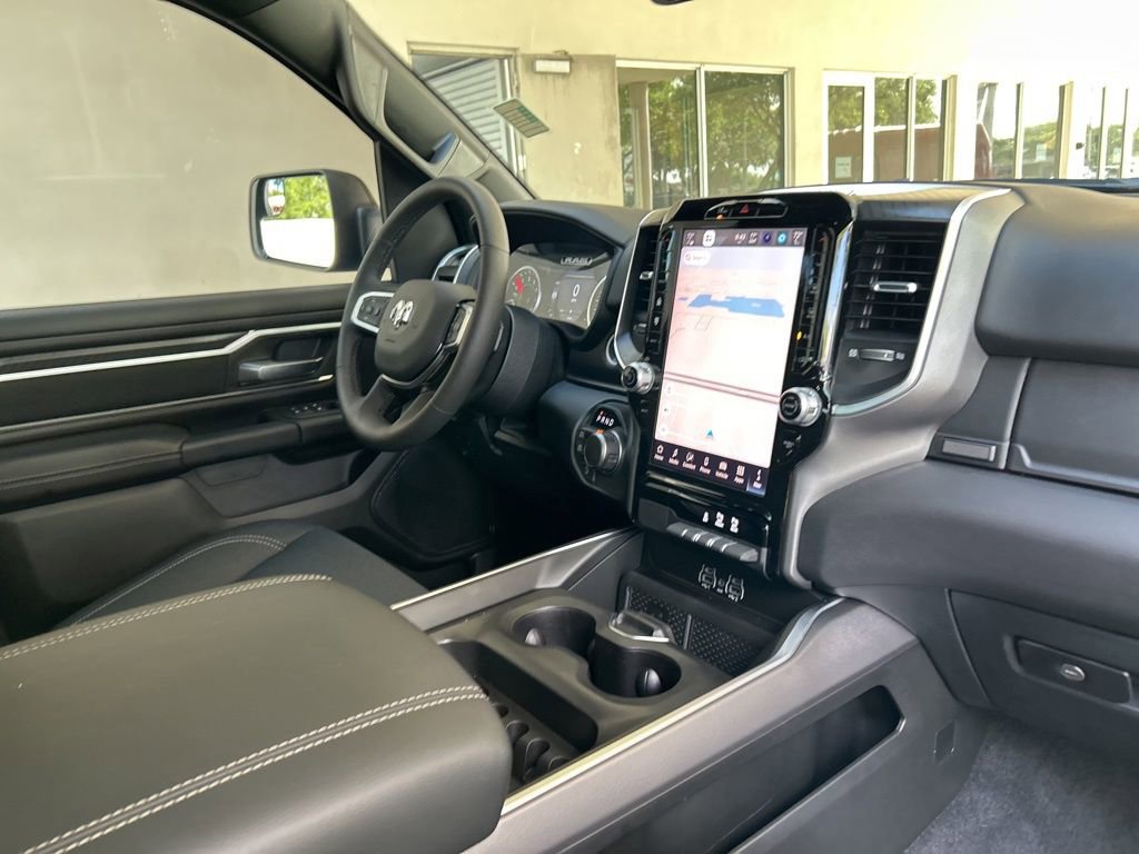 Used 2025 RAM 1500 Big Horn AWD/4WD image 27