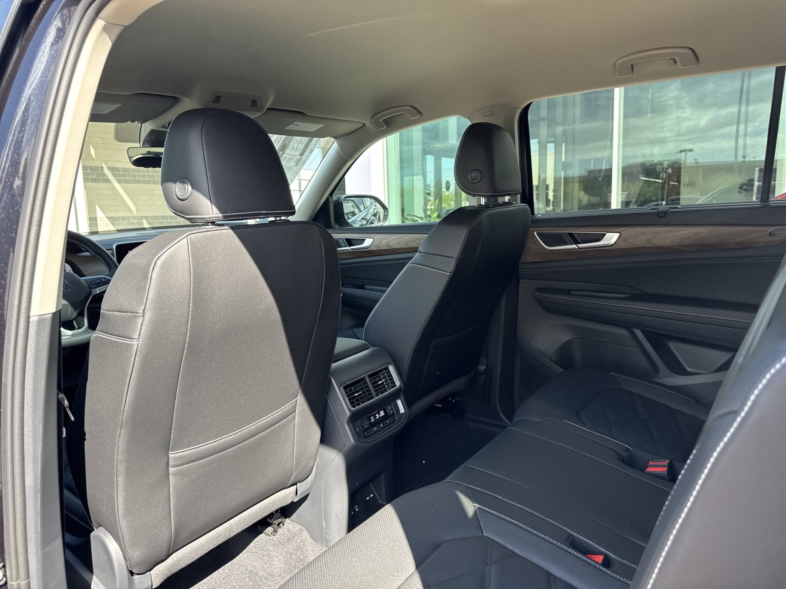 New 2026 Volkswagen Atlas SE image 20