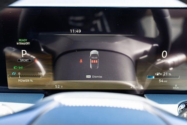 New 2026 Nissan Leaf Platinum+ image 18