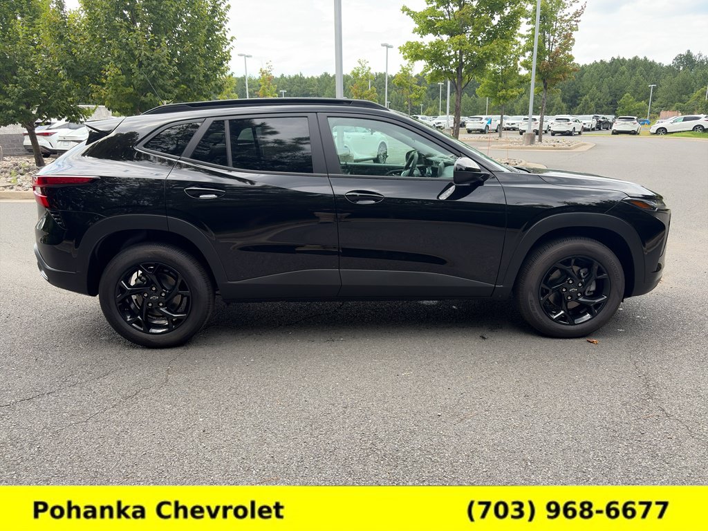 New 2026 Chevrolet Trax LT w/ Driver Confidence Package FWD image 8