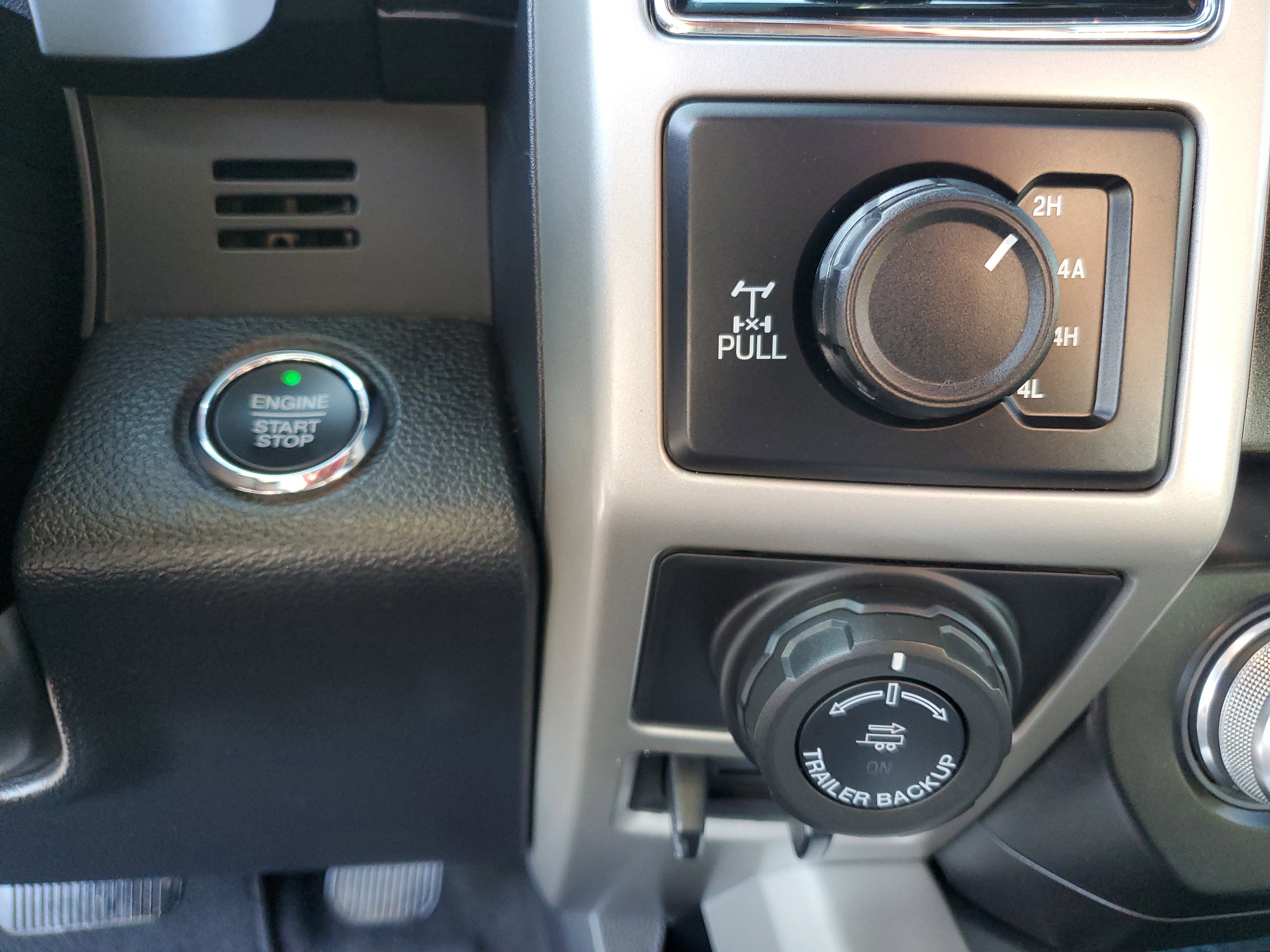 Used 2020 Ford F150 Lariat w/ Equipment Group 502A Luxury AWD/4WD image 33
