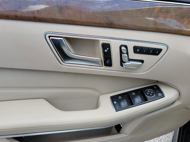 Used 2014 Mercedes-Benz E 350 Sedan image 54