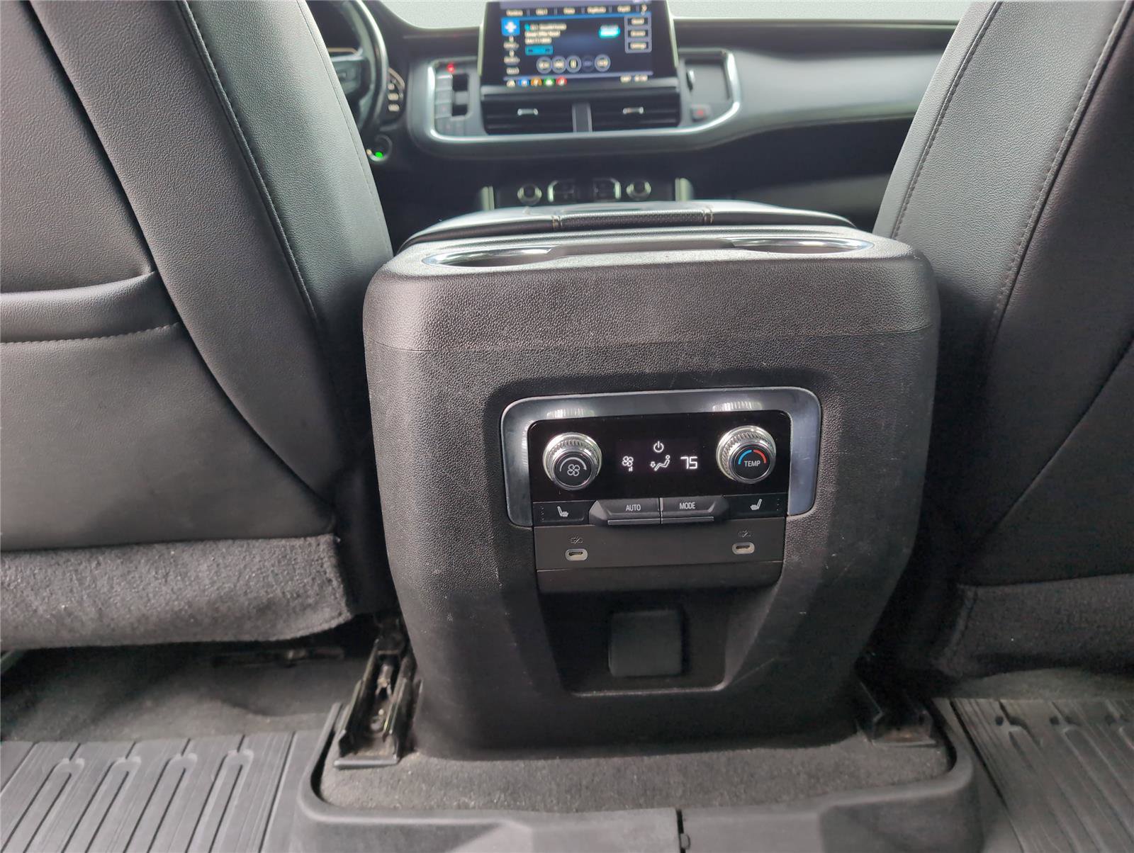 Used 2021 GMC Yukon SLT w/ SLT Luxury Plus Package image 31