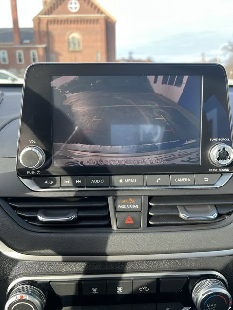 Used 2022 Nissan Altima 2.5 SV image 36