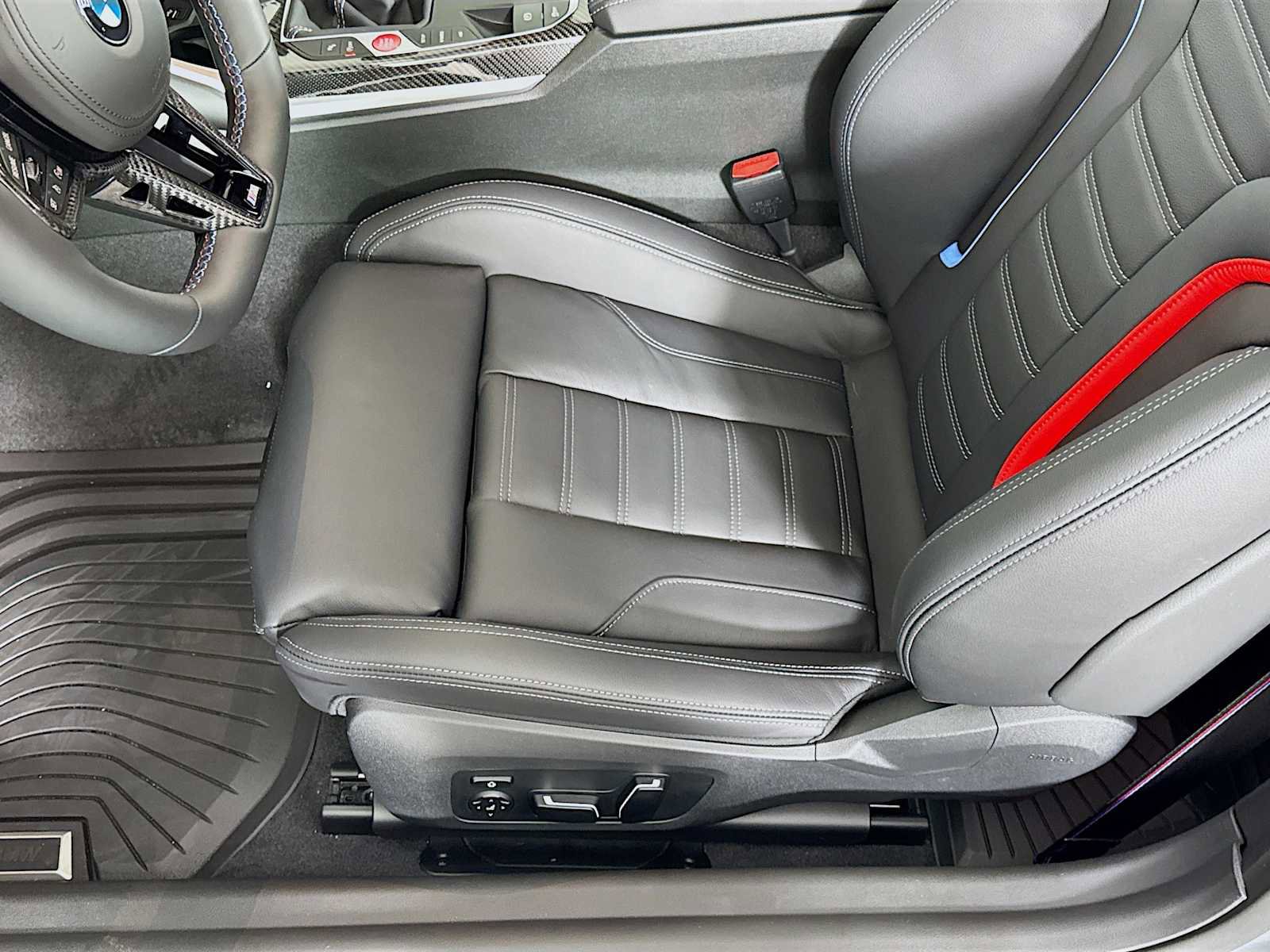 Used 2026 BMW M2 w/ Lighting Package image 20