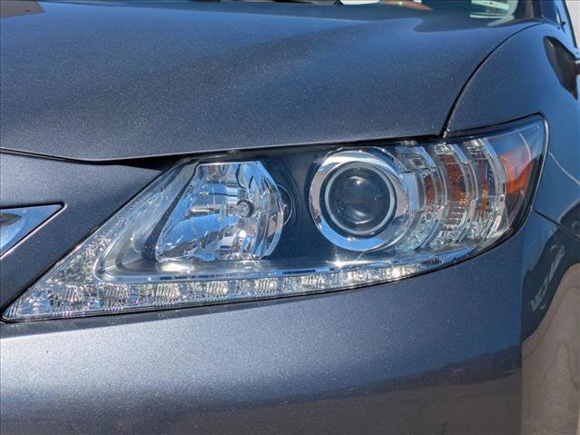 Used 2014 Lexus ES 300h w/ Luxury Package w/Bamboo Trim image 9