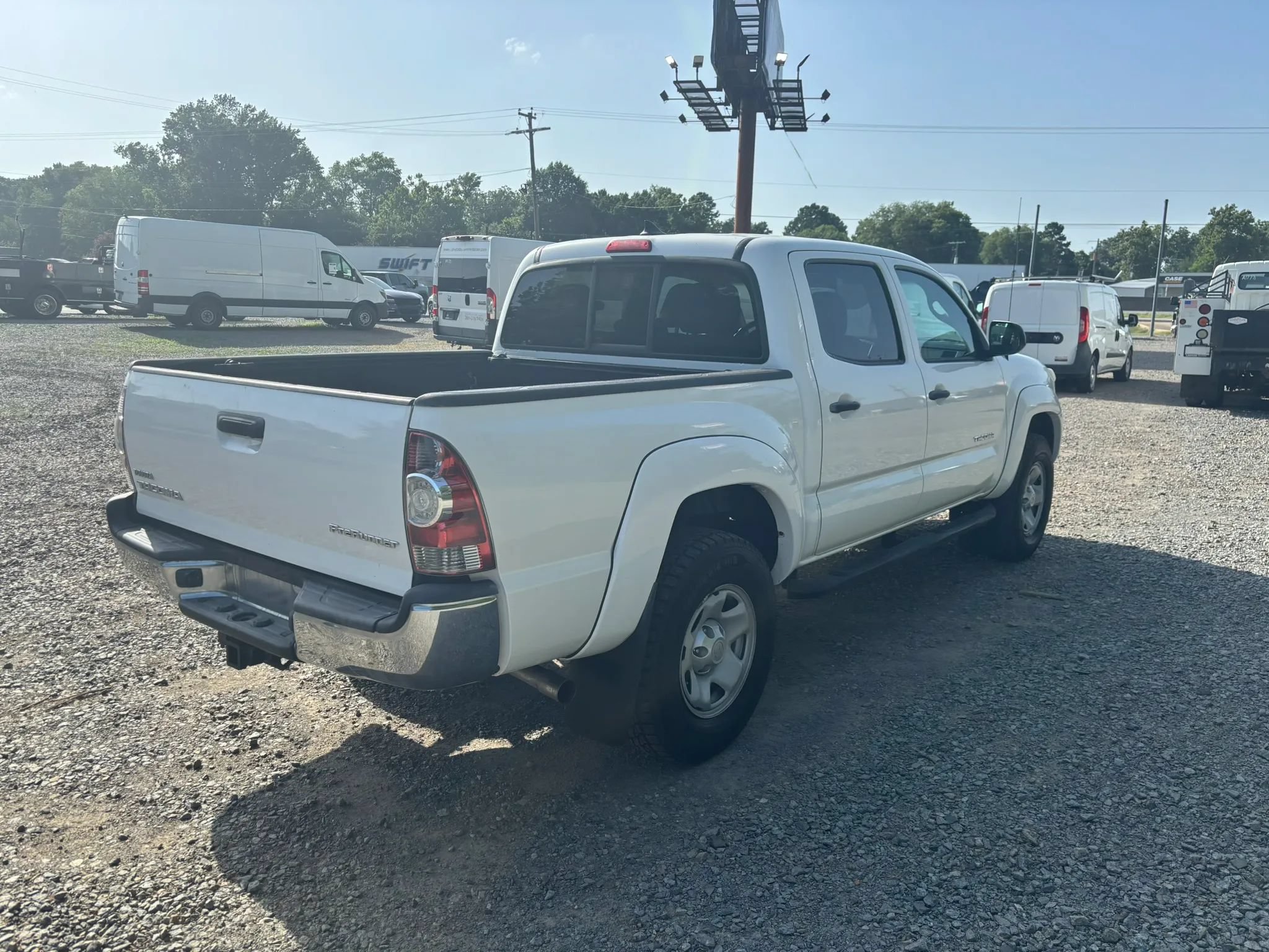 Used 2015 Toyota Tacoma PreRunner w/ SR5 Package RWD image 8