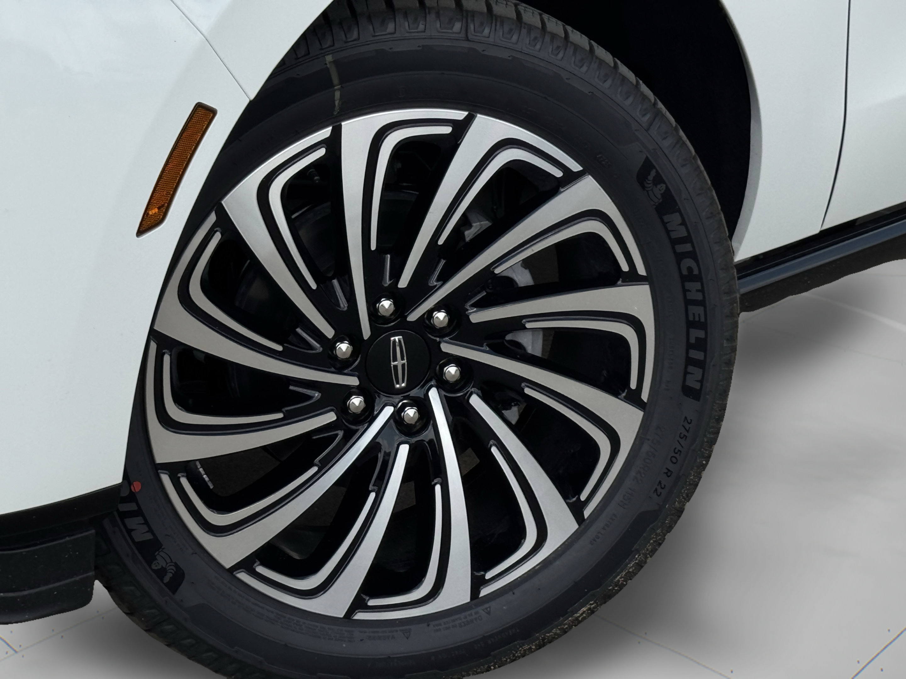 New 2026 Lincoln Navigator L Black Label AWD/4WD image 34