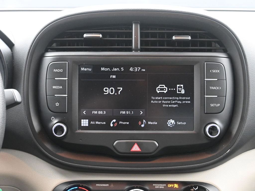 Used 2025 Kia Soul LX w/ LX Technology Package image 33