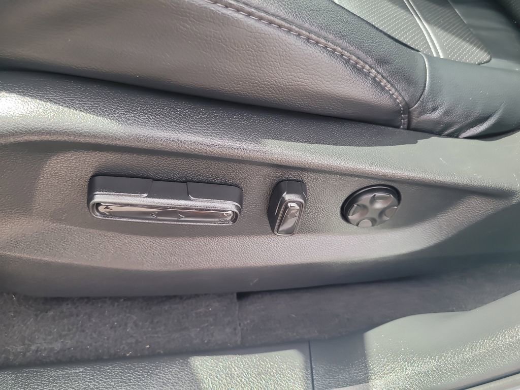 Used 2020 Honda CR-V EX-L image 18