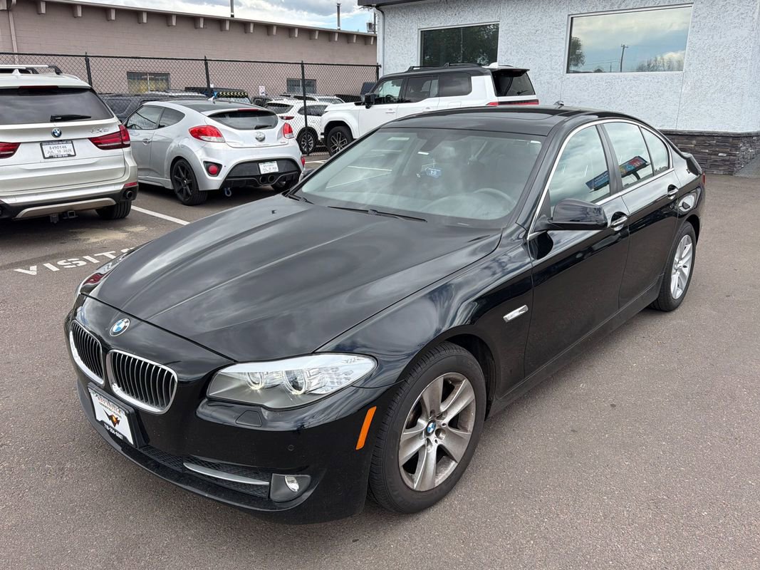Used 2013 BMW 528i Sedan RWD image 3