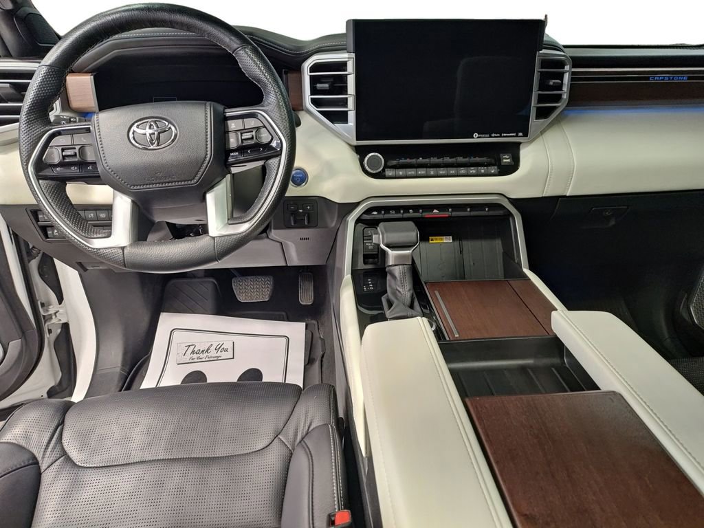 Used 2024 Toyota Sequoia Capstone AWD/4WD image 10