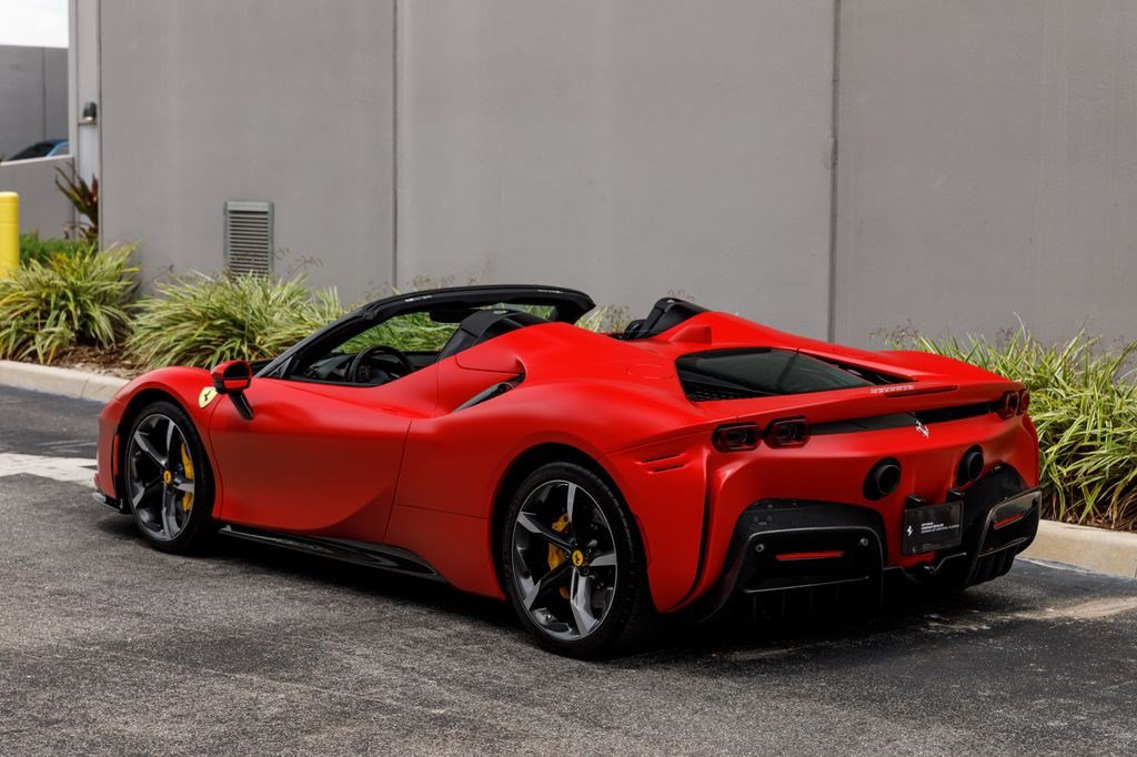 Used 2025 Ferrari SF90 Spider AWD/4WD image 3
