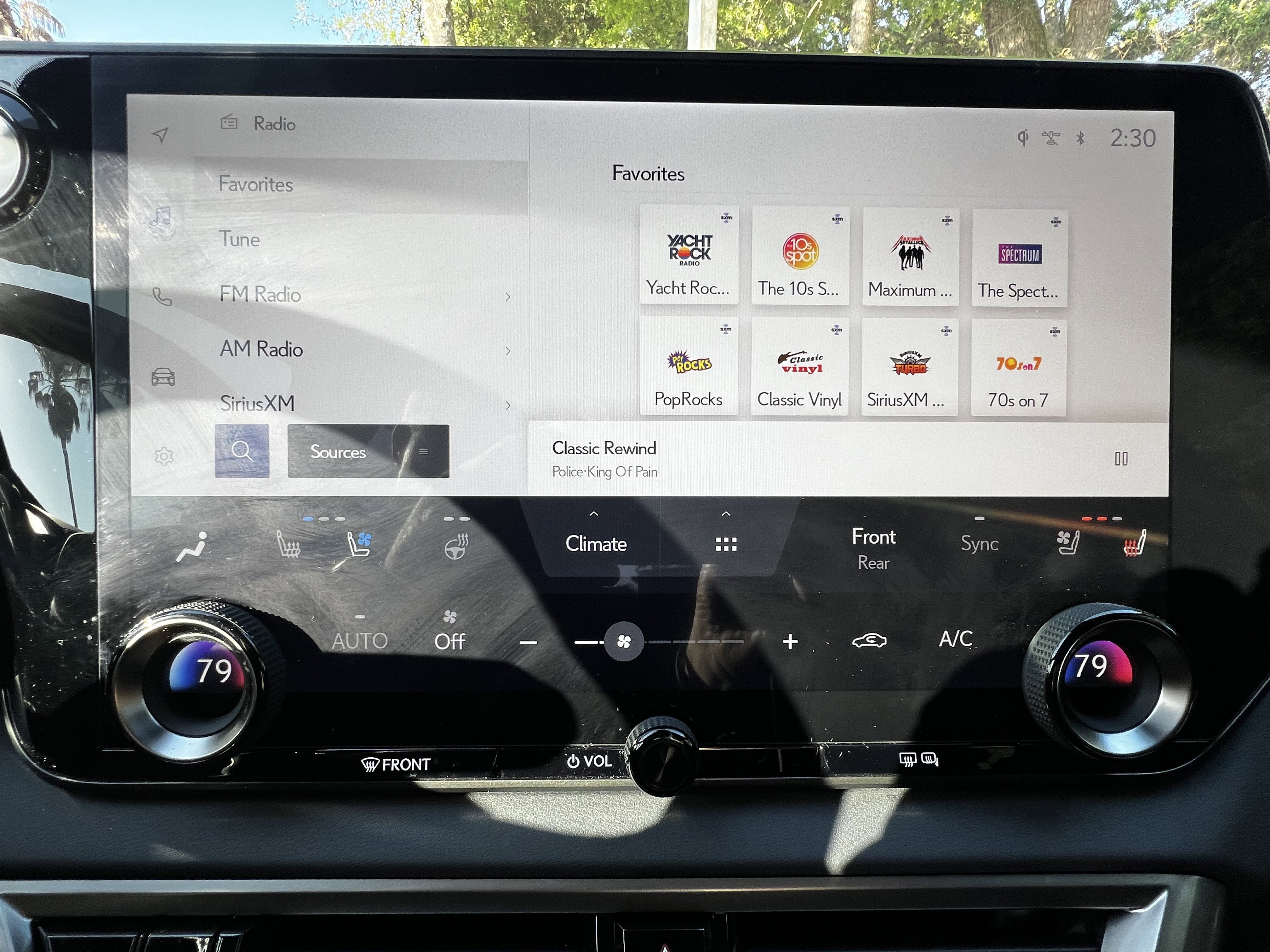 Used 2023 Lexus RX 500h F Sport w/ Cold Area Package image 23